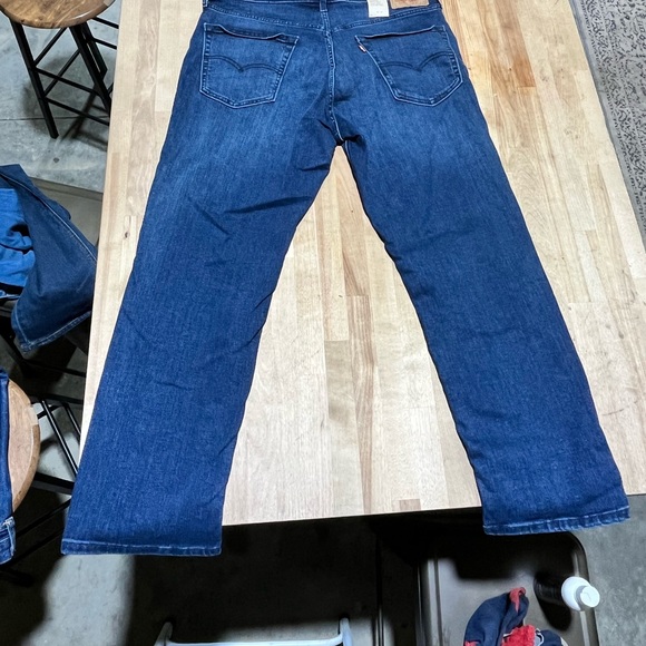 Levis 541 Athletic Taper 36x30 - Picture 4 of 5